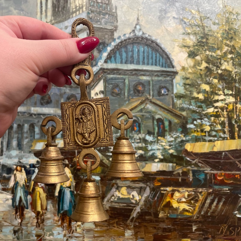 brass bells - Picture 1 of 4